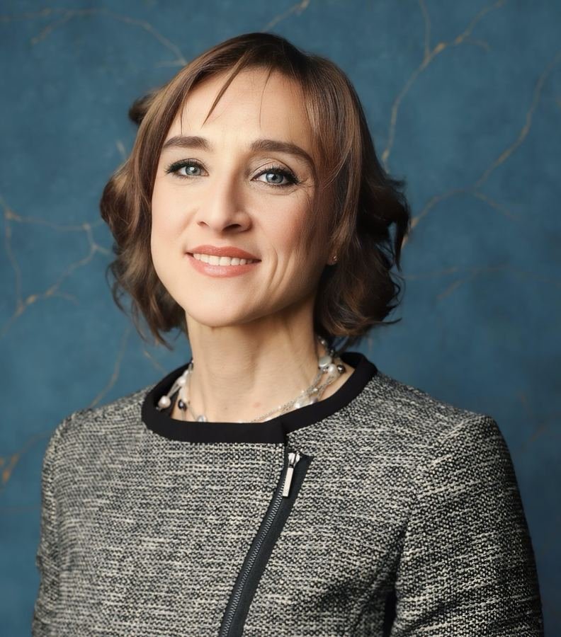 Portrait of Dr Teresa Castiello